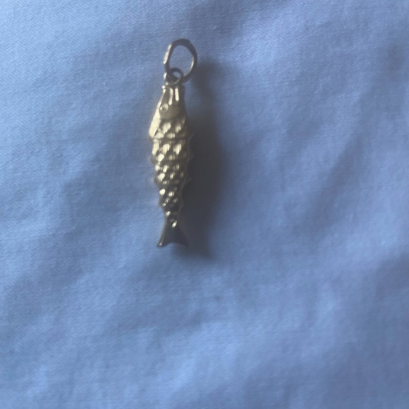 Gold Fish Charm - Picture 5 of 6